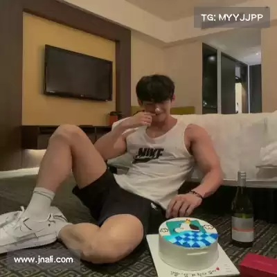 何战朗